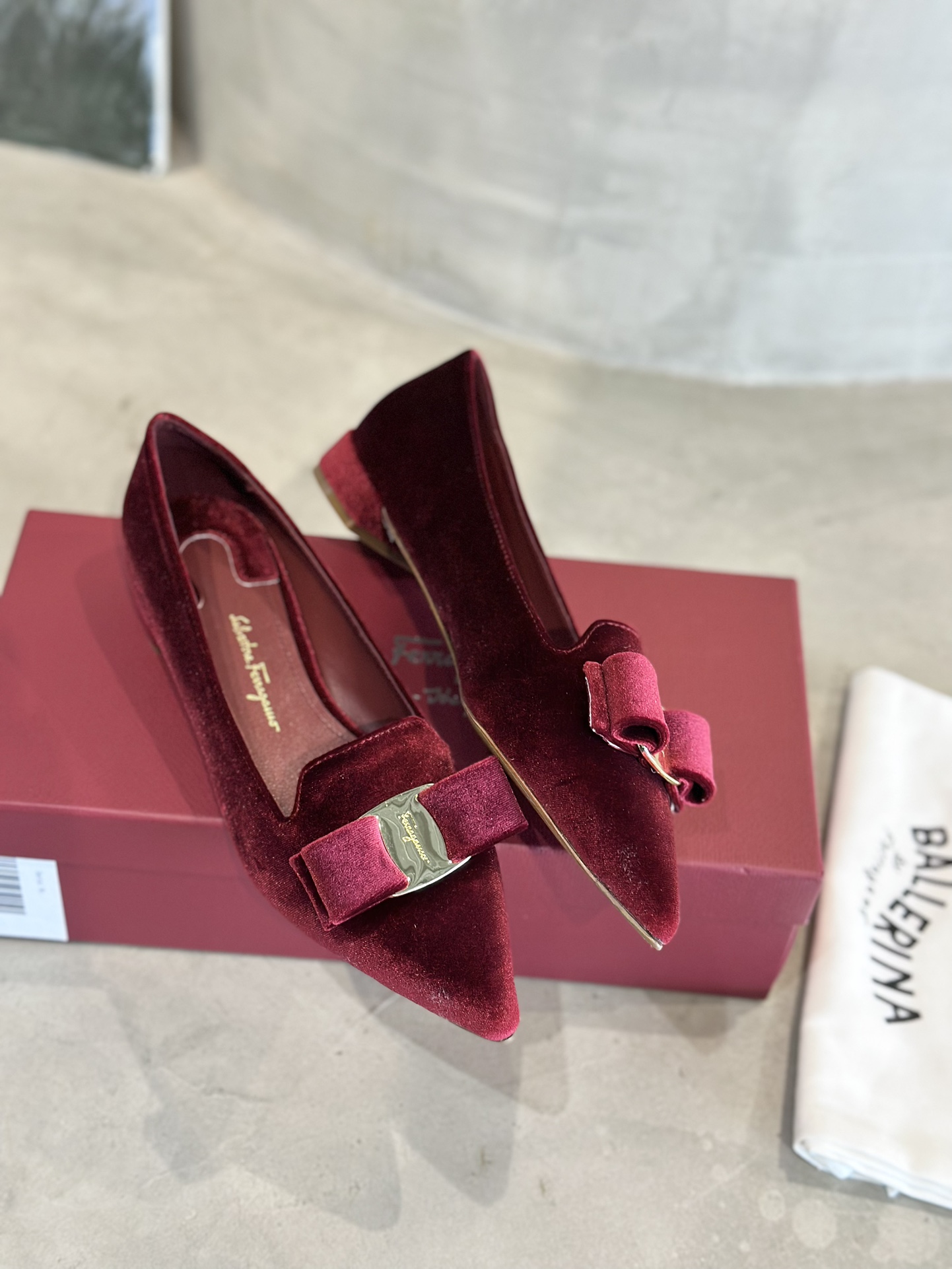Women's high heels